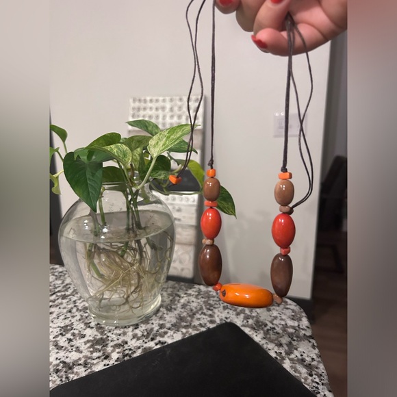 Tagua necklace - Picture 2 of 2